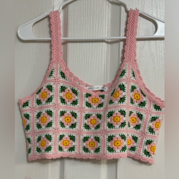 Altar'd State Tops - Altar’d State Crochet Daisy Crop Top Size M multicolor  flowers granny square